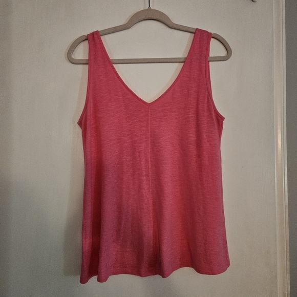 Lilly Pulitzer 100% Cotton Hot Pink Tank Top Size Medium - Picture 3 of 6